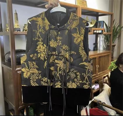 Eco Friendly Textured Viscose Jacquard Bird Flower Jacquard Fabric Breathable For Dress