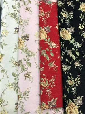 Soft  100 Polyester Fabric Winter Roses Chenille Jacquard 148CM Fabric